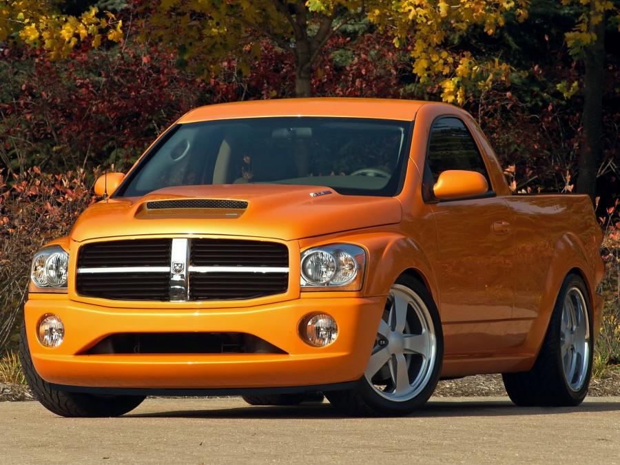  Dodge Durango Dude Concept 2004 года  (фото 1 из 1)